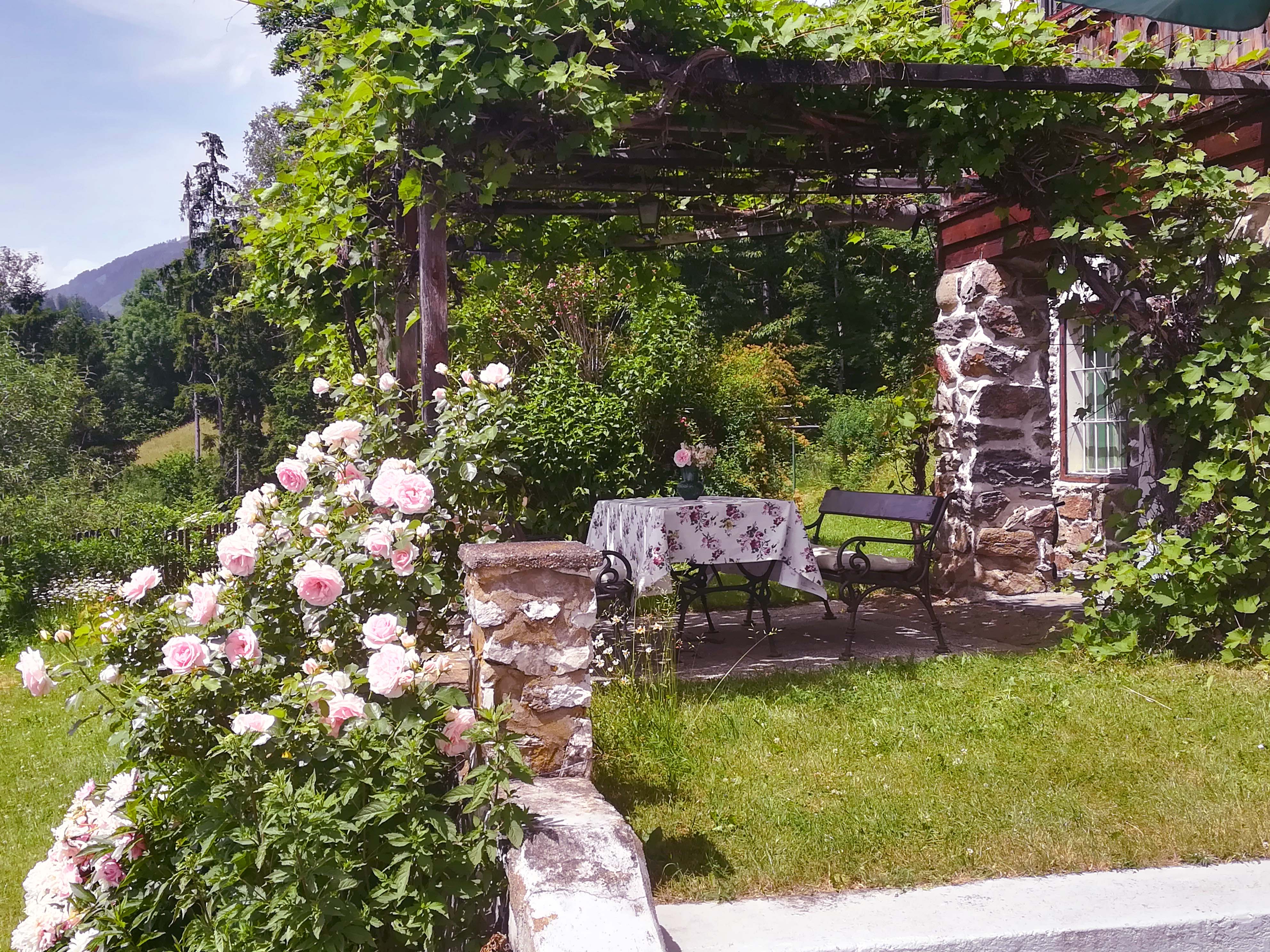 Laube im Garten